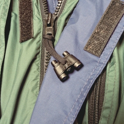 Binocular-Shaped Zipper-Pull